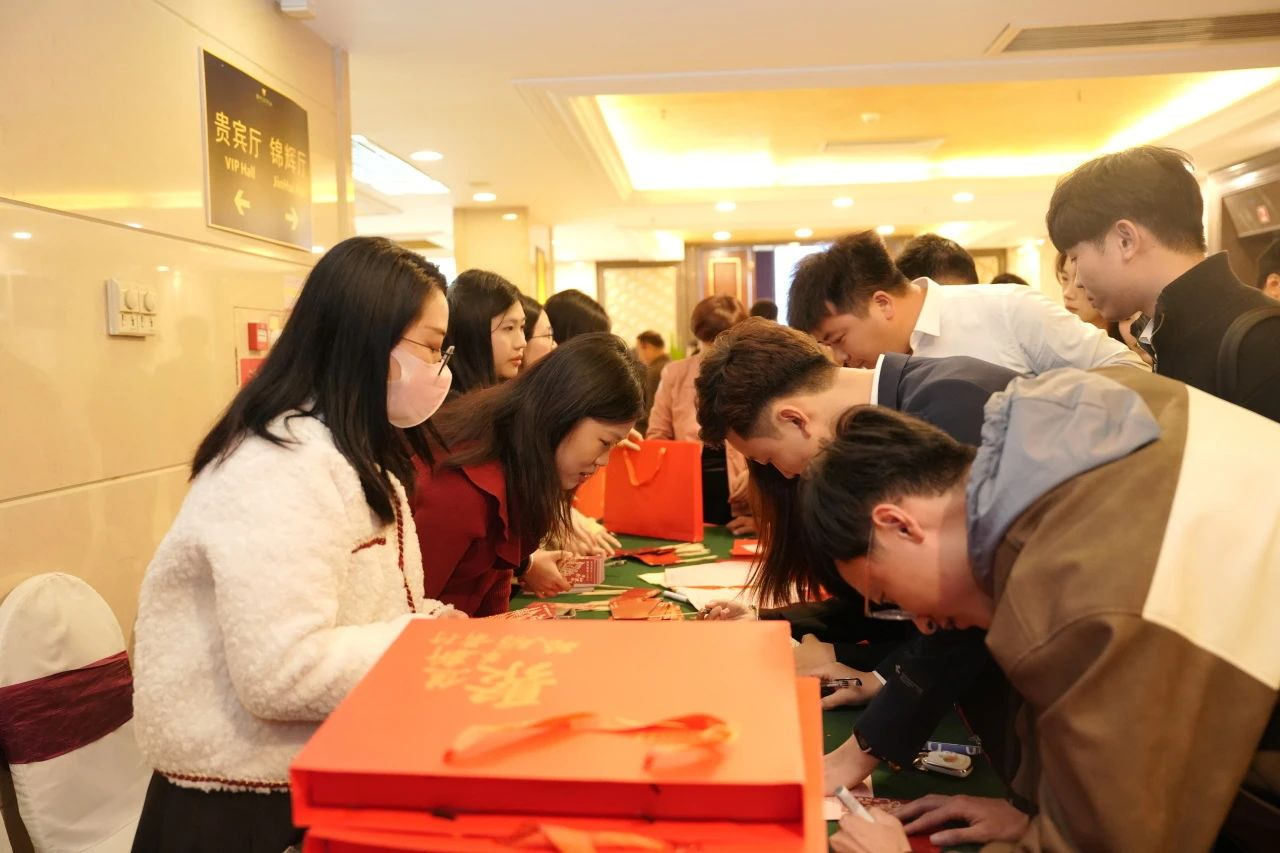 IM������(�й���)�ٷ���վ -APP����